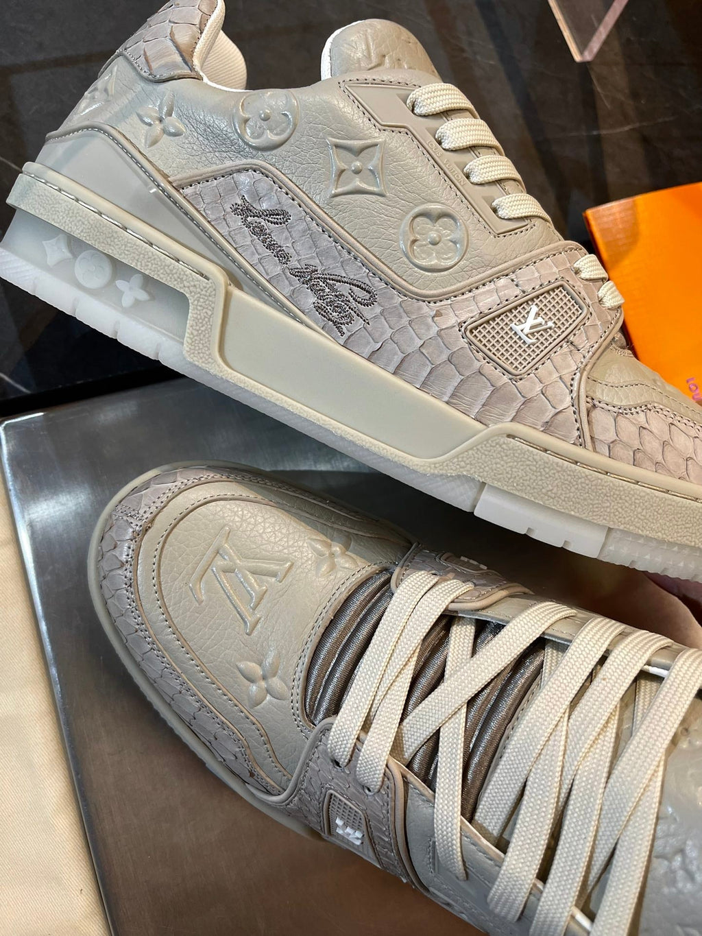 Limited Edition Snake-Pattern Embroidered Trainers